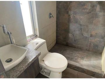CASA EN VENTA, APLICA CRÉDITO VIP 4.87%, SECTOR HUERTOS FAMILIARES AZAYA, IBARRA