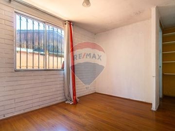 En VENTA Casa en sector El Rosal, Maipu.