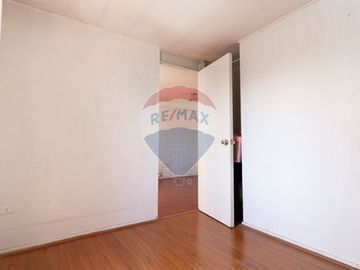 En VENTA Casa en sector El Rosal, Maipu.