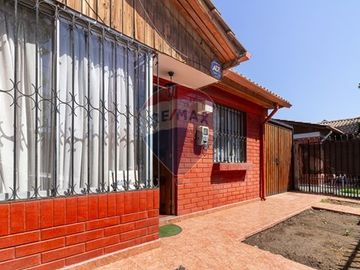 En VENTA Casa en sector El Rosal, Maipu.
