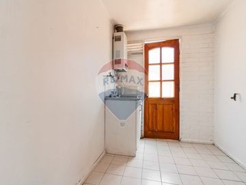 En VENTA Casa en sector El Rosal, Maipu.