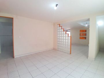 CASA EN CONDOMINIO EN LEYES DE REFORMA 3RA SECCION, IZTAPALAPA