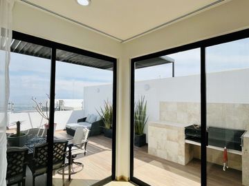 Casa con Amenidades de Lujo en Zibata