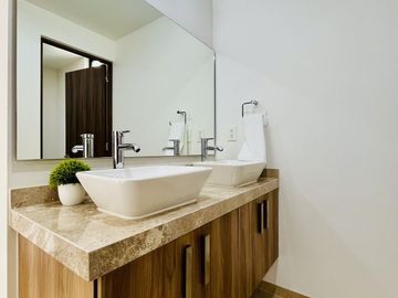 Casa con Amenidades de Lujo en Zibata