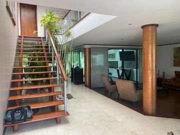 CASA EN RENTA EN FRACCIONAMIENTO PUERTA DE HIERRO