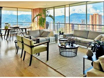 Vendo moderno apto San Lucas piso alto con super vista