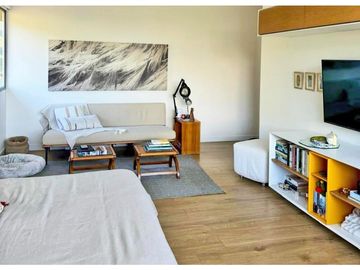 Vendo moderno apto San Lucas piso alto con super vista