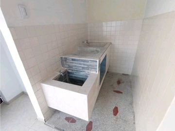 SE VENDE Casa Unifamiliar de 3 Niveles en Colinas del Sur / JV