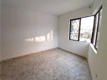 SE VENDE Casa Unifamiliar de 3 Niveles en Colinas del Sur / JV