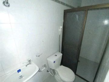 SE VENDE Casa Unifamiliar de 3 Niveles en Colinas del Sur / JV