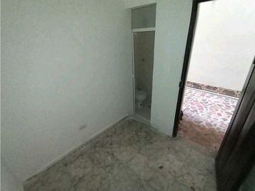 SE VENDE Casa Unifamiliar de 3 Niveles en Colinas del Sur / JV