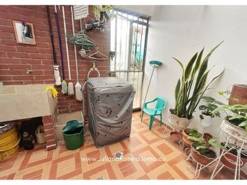 VENDO HERMOSA CASA EN VILLA DEL BOSQUE
