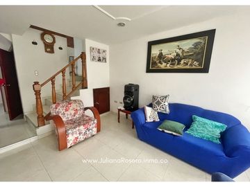 VENDO HERMOSA CASA EN VILLA DEL BOSQUE