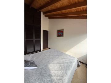 HERMOSA CASA EN VENTA EN ENVIGADO SECTOR LA SEBASTIANA