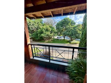 HERMOSA CASA EN VENTA EN ENVIGADO SECTOR LA SEBASTIANA