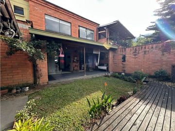 HERMOSA CASA EN VENTA EN ENVIGADO SECTOR LA SEBASTIANA