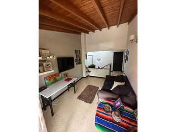 HERMOSA CASA EN VENTA EN ENVIGADO SECTOR LA SEBASTIANA