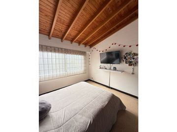 HERMOSA CASA EN VENTA EN ENVIGADO SECTOR LA SEBASTIANA
