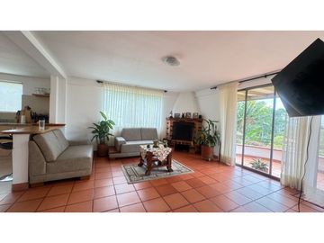 Casa campestre en venta sector el Canadá via san Antonio la ceja LDC