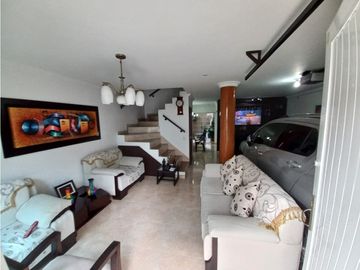 CASA EN VENTA EN EL BARRIO CANEY - CALI