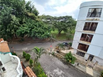 CASA EN VENTA EN EL BARRIO CANEY - CALI