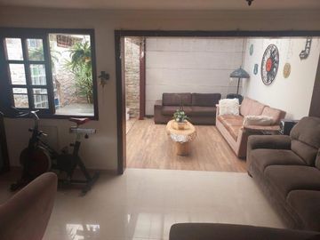 Venta De Casa En El Limonar