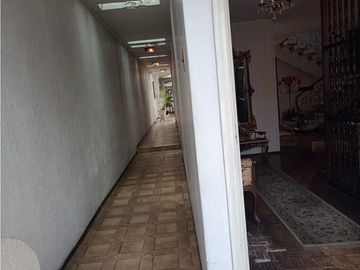 Jipijapa, Casa en Venta, 467.56m2, 5 Habitaciones