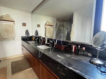 Departamento en Venta en Cancun, Condominio Antaal, Puerto Cancun