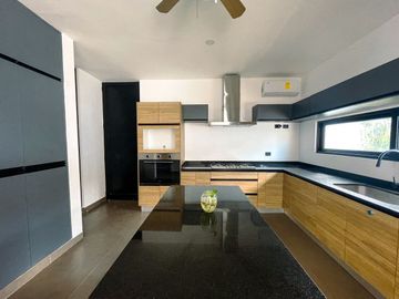 Casa en venta en Privada Arbórea