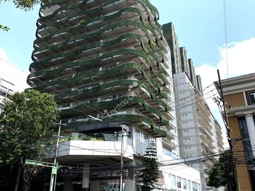 Venta de departamento amueblado en City Towers Green