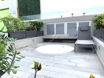 Venta de departamento amueblado en City Towers Green