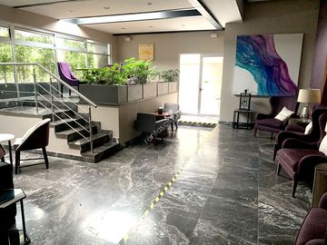 Venta de departamento amueblado en City Towers Green