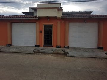 OPORTUNIDAD Casa en venta en san Cristóbal de las casas
