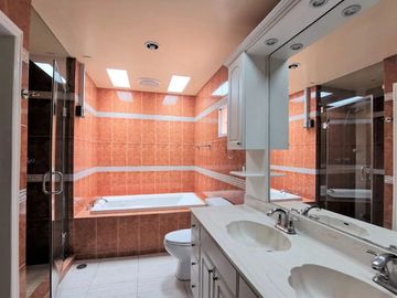 Preciosa Casa en Condominio en La Florida