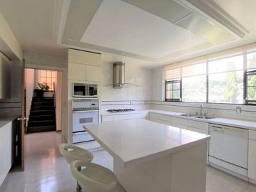 Preciosa Casa en Condominio en La Florida