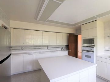 Preciosa Casa en Condominio en La Florida