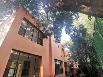 Preciosa Casa en Condominio en La Florida