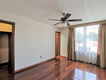 Preciosa Casa en Condominio en La Florida