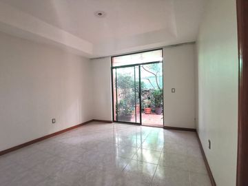Preciosa Casa en Condominio en La Florida