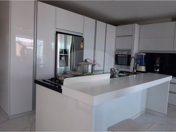 IBAGUÉ - VENTA DE CASA EXCLUSIVA EN EL VERGEL