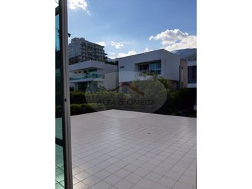 IBAGUÉ - VENTA DE CASA EXCLUSIVA EN EL VERGEL