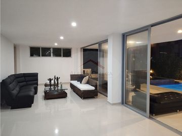 IBAGUÉ - VENTA DE CASA EXCLUSIVA EN EL VERGEL
