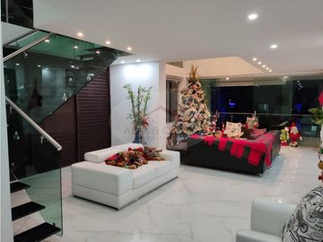IBAGUÉ - VENTA DE CASA EXCLUSIVA EN EL VERGEL