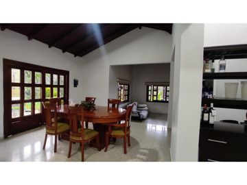 Vendo hermosa casa campestre en Dapa, Cali