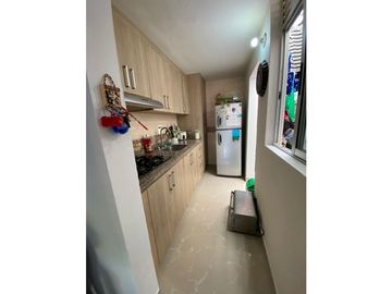 CASA UNIFAMILIAR EN VENTA - CARMEN DE VIBORAL- SAN FERNANDO.RANGO 2