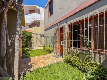 VENTA DE CASA EN PUEBLO LIBRE - CERCA DE PLAZA SAN MIGUEL