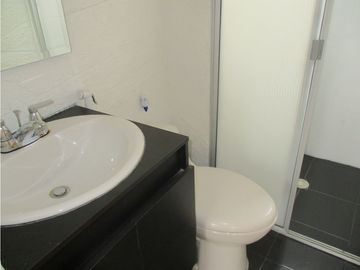 SE VENDE APTO EN Br. MODELIA EDI TIMANA - BGLC