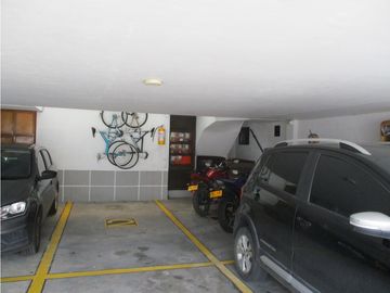 SE VENDE APTO EN Br. MODELIA EDI TIMANA - BGLC