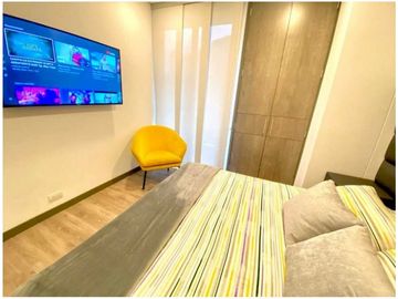 Apartasuite AIRBNB en el Poblado 70 M2, 2 alcobas, 2 baños y balcón