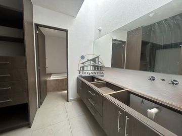 Casa venta Frac. Los Cataros Apaseo el Grande Gto. 2,600,000 VicGue EMC